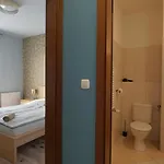 Club218 Wellness Apartamento *