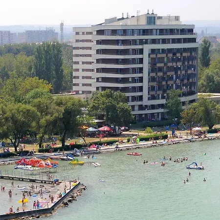 Club218 Wellness Apartmán Siófok